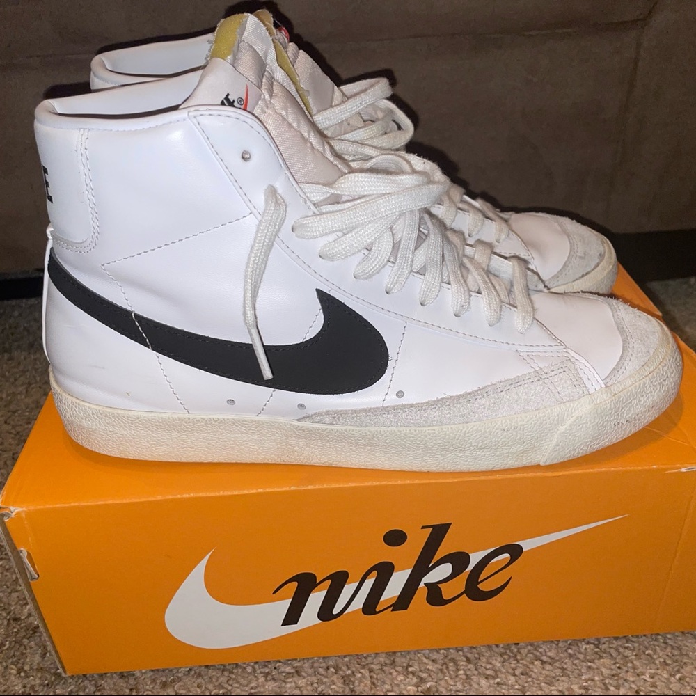 Men Nike Vintage Blazer Mid Size 9.5
